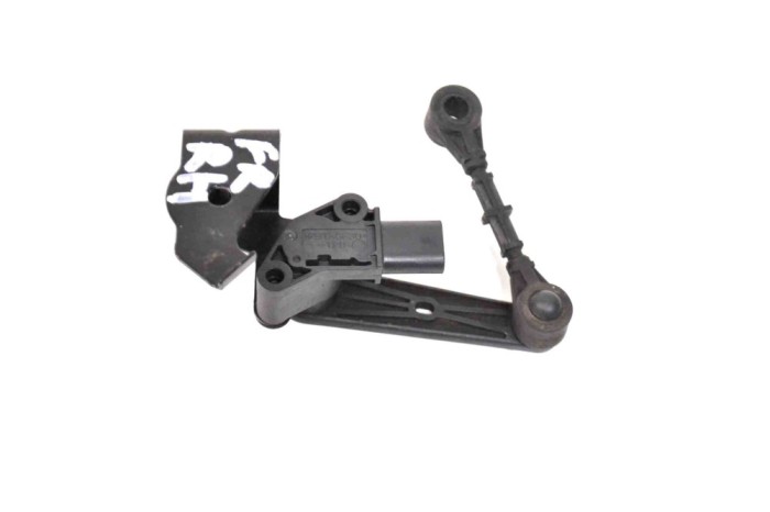 Senzor de nivel &icirc;nălțime dreapta față LAND ROVER DISCOVERY V L462 2019 OEM: JPLA-3D026-AA 11760005