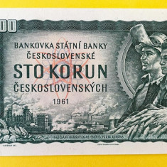 SLOVACIA █ bancnota █ 100 Korun █ 1993 █ P-17c █ UNC