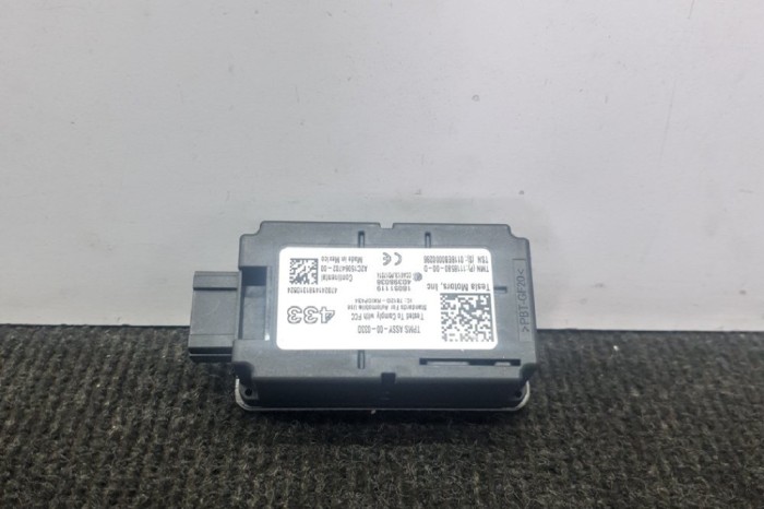 Modul de control presiune anvelope TESLA MODEL 3 2018 OEM: CCAE13LP0170T4,40398036,A2C15064702,1118580-00-D 11372264