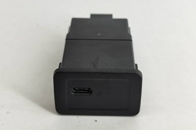 USB MERCEDES-BENZ EQB X243 2022 OEM: A2478207802 23770727 foto
