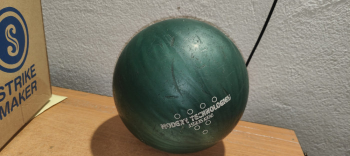 Bila Bowling Moder Technologies 12 #A3878