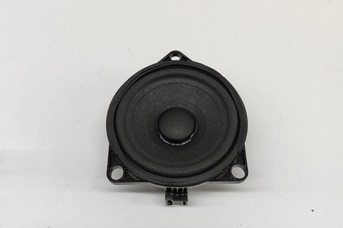 Difuzor ușă dreapta față VOLVO XC90 II 2024 OEM: 31456827 28973041