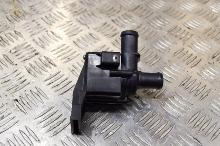 Pompa de apa auxiliara AUDI A3 8P1 2006 OEM: 06H121601P,7.04071.23.0 13857007