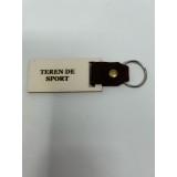 Breloc personalizat din lemn,gravat la laser cu textul Teren de sport