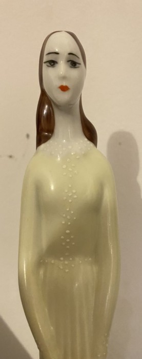 Fata cu vioara, bibelou vintage, Dorohoi