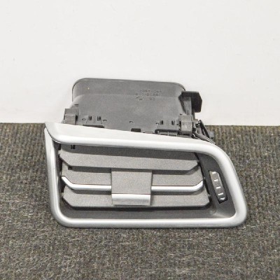 Gura de ventilație planșa de bord MASERATI GHIBLI M157 2014 OEM: 670019062 | 10556781 foto