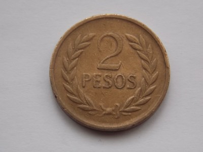 2 PESOS 1977 COLUMBIA foto