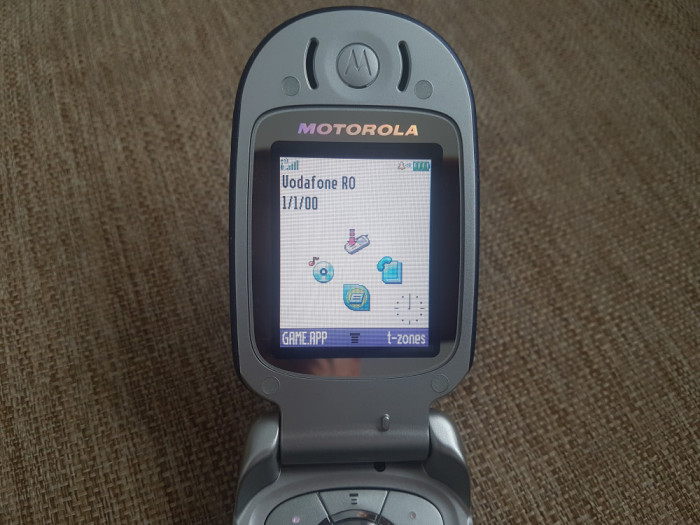 Telefon dame Clapera Rar Motorola V300 Blue Liber retea livrare gratuita!