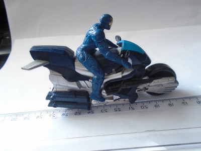 bnk jc Marvel Hasbro - figurina cu motocicleta foto