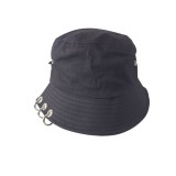 Palarie bucket neagra cu accesorii metalice