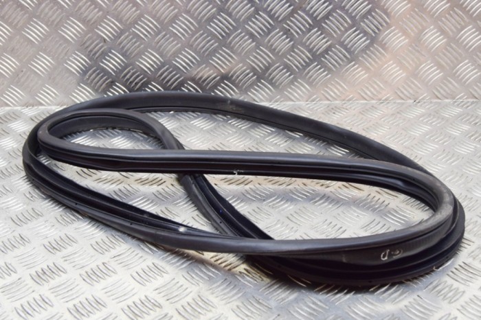 Garnitura ușă dreapta spate MAZDA 6 Sedan GJ, GL 2015 OEM: 4F070817 | 11777200