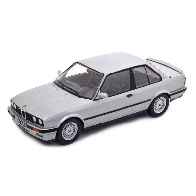 Macheta auto BMW 325i E30 M-Pack 1987 gri, 1:18 KK Scale foto