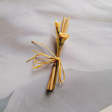 Marturii nunta - bete bambus si flori uscate (galben)