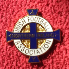 Insigna fotbal - Federatia de Fotbal din IRLANDA DE NORD