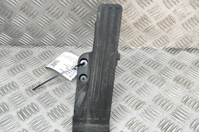 Pedala de accelerație MERCEDES-BENZ C T-Model S205 2014 OEM: A2053000004 28589060 foto