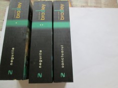 MARION ZIMMER BRADLEY-NEGURILE 2 VOL+SANCTUARUL foto