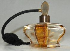 Sticluta veche de parfum realizata in stil Art Deco - Bohemia, aurita foto