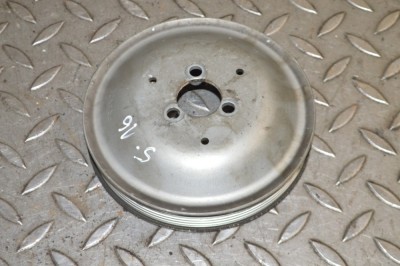 Fulie pompa de apa AUDI A6 4F2, C6 2006 OEM: 06E121031A | 12874421 foto