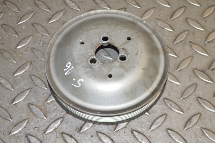 Fulie pompa de apa AUDI A6 4F2, C6 2006 OEM: 06E121031A | 12874421