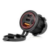 Incarcator auto impermeabil AMiO cu intrare USB si 2x USB-C QC3.0, comutator pornire, iluminare LED rosie, 12V 24V, pentru masini si barci