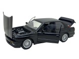 Macheta BMW E30 M3 negru ursulet 1:24 cu sunet, lumini, pornire pe volan, resort
