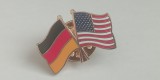 QW9 N7 56 - insigna - tematica nationala - steaguri - Germania - America