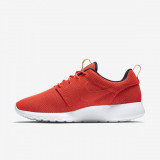 Pantofi Sport Nike WMNS NIKE ROSHE ONE MOIRE