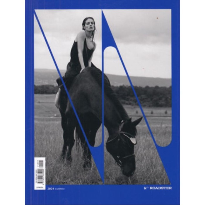 W by Roadster - 2024. ny&aacute;r