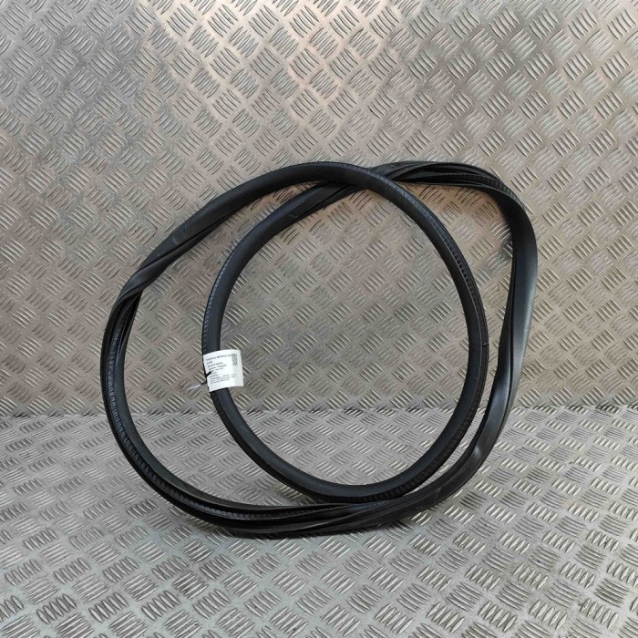 Garnitura ușă dreapta față JAGUAR I-PACE X590 2018 OEM: J9D3-20708-AE