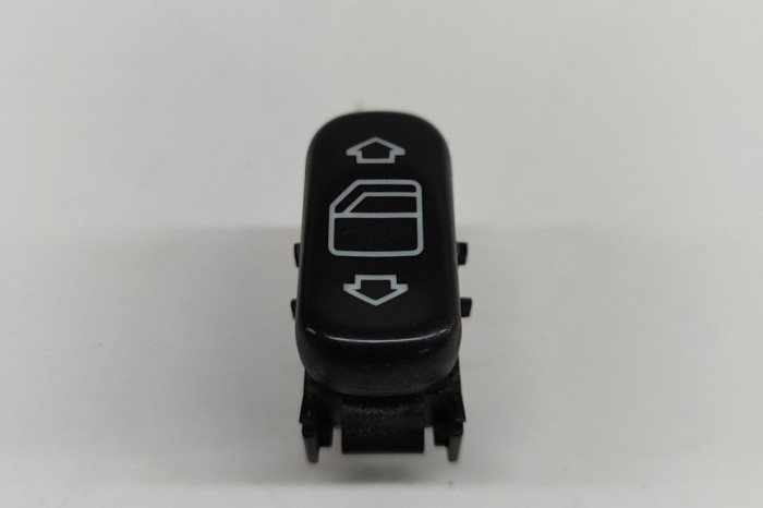 Buton geam ușă dreapta față MERCEDES-BENZ SLK R170 1999 OEM: A1708201510 29066891