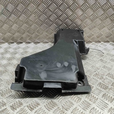 Scut motor dreapta spate TOYOTA YARIS _P21_ 2023 OEM: 57627-K0010 foto