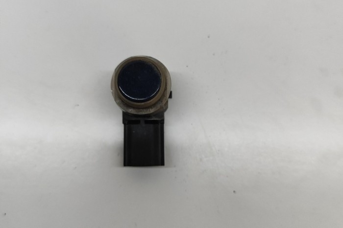 Senzor de parcare față FORD MONDEO V Turnier 2015 OEM: EM2T-15K859-AAW 30830001