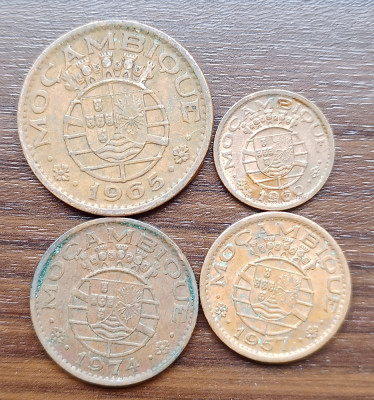 Lot 4 monede diferite Mozambic - Centavos foto