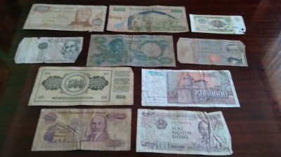 10 bancnote rupte, uzate, cu defecte (cele din imagine) #13 foto