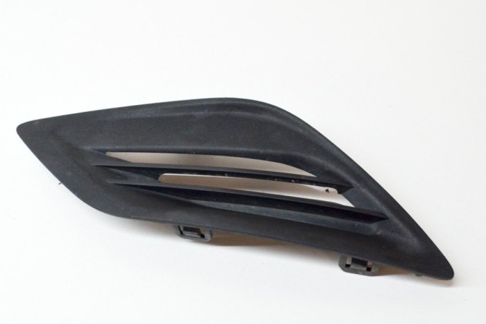 Grila st&acirc;nga față VOLVO V60 2012 OEM: 31290979 13741543