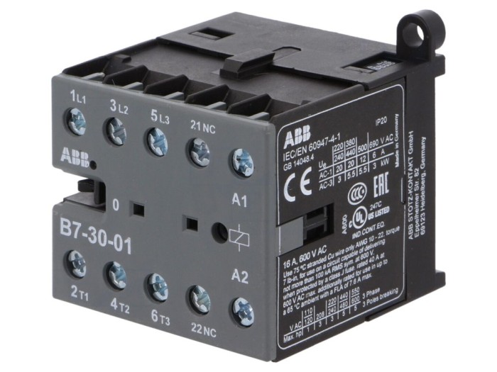 Contactor 3P NO, 3x NC, 7A