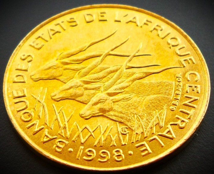 Moneda exotica 10 FRANCI CFA - AFRICA CENTRALA (GABON), anul 1998 * 212 = UNC + LUCIU