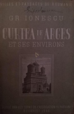 CURTEA DE ARGES foto