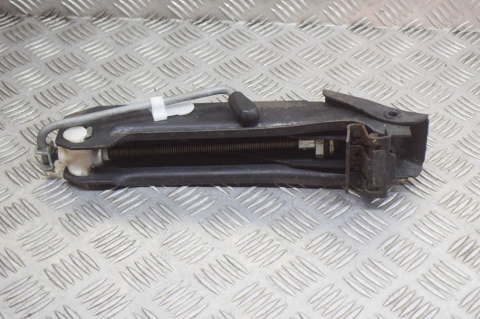 Cric VW PHAETON 3D_ 2003 OEM: 3D0011031C 12298921