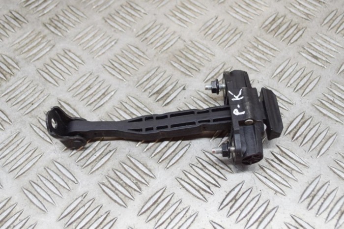 Limitator ușă st&acirc;nga față TESLA MODEL Y 2021 OEM: 1500682-00-B 14829152