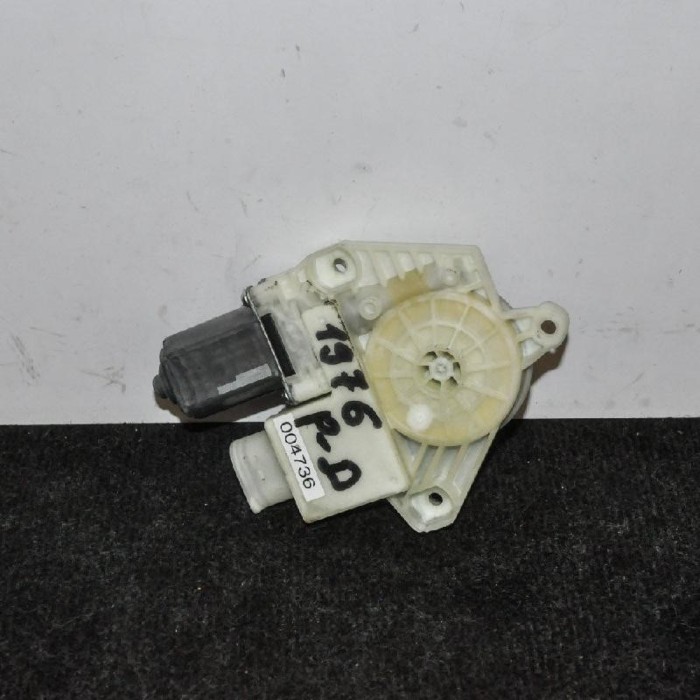 Motor macara geam ușă dreapta față BMW 7 G11, G12 2016 OEM: 7181702 2639585