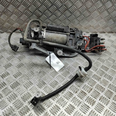 Compresor suspensie pneumatică AUDI E-TRON GT 2022 OEM: Hatchback | 23526569 foto