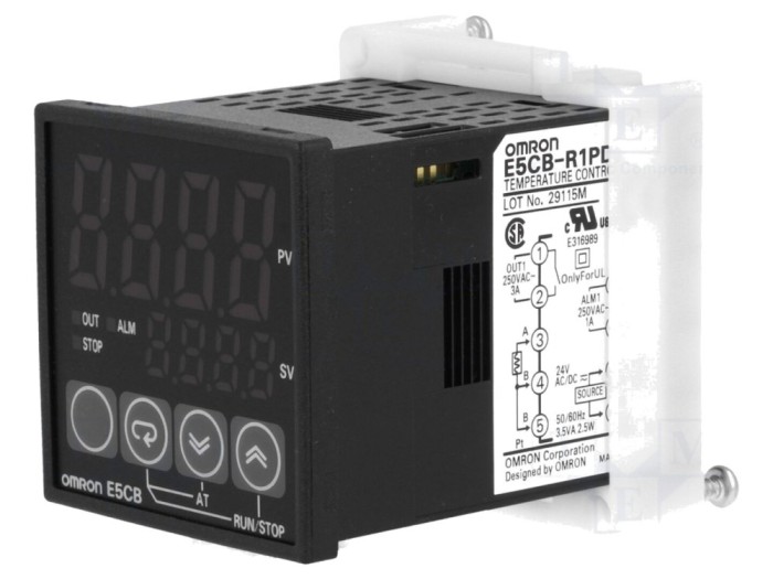 Regulator de temperatură Pt100 E5CB 24AC/DC