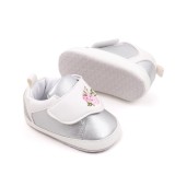 Cumpara ieftin Pantofiori argintii pentru fetite - Roses (Marime Disponibila: 3-6 luni