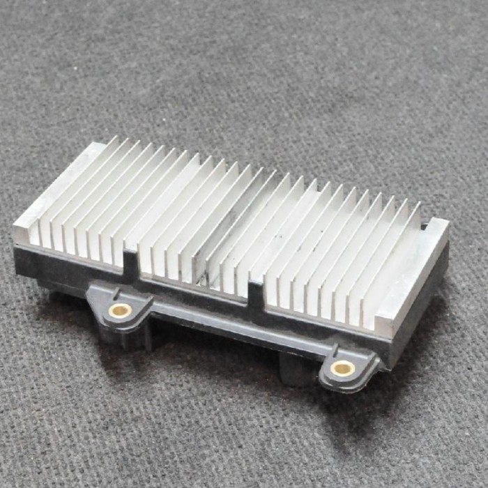 Unitate de distribuție a energiei BMW 7 E65, E66, E67 2005 OEM: 6957026,8ES008270 | 2005774