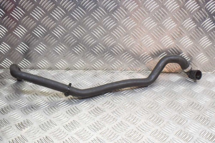 Furtun de lichid de răcire MERCEDES-BENZ CLA Coupe C117 2016 OEM: A2468303396 13514235