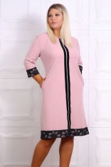 Rochie usor evazata accesorizata cu dantela roze - 42Marimea