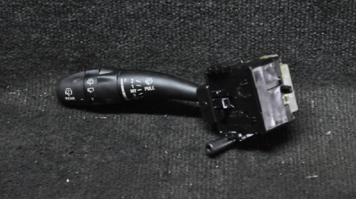 Maneta semnalizare ștergătoare KIA CEE\&#039;D Hatchback ED 2007 OEM: 93420-1H700 1610566
