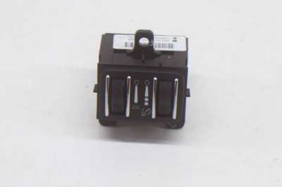 Comutator MASERATI QUATTROPORTE VI 2014 OEM: 10094190,68141052AC 12219469 foto