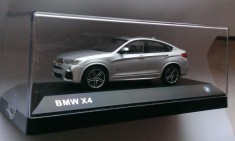 Macheta BMW X4 F26 2015 silver - Herpa 1/43 editie de reprezentanta
